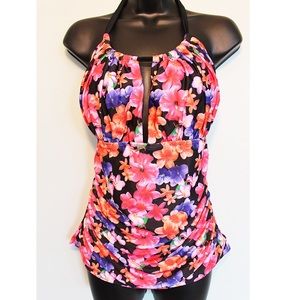 NWOT La Vie En Rose Swim Halter Tankini Top